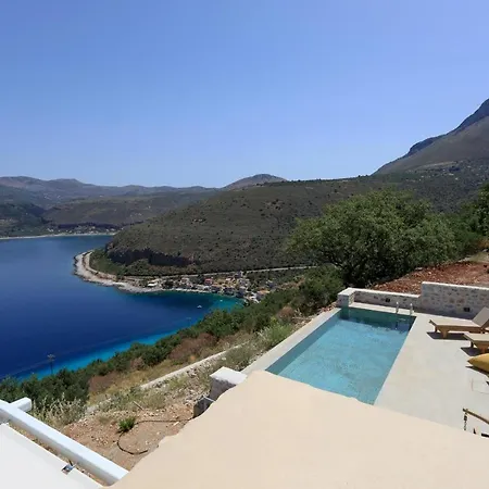 Athina-apea Holiday home Limeni
